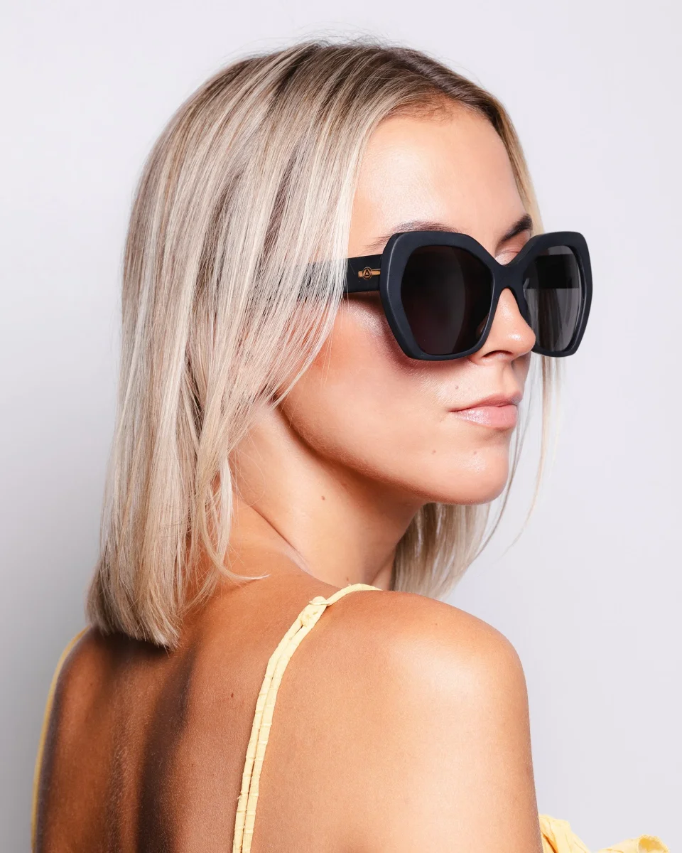 Phi Phi Black / Black - Imagen 6